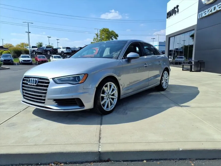 2016 Audi A3 2.0T Premium photo 1