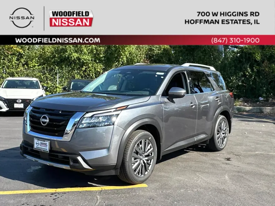 2025 Nissan Pathfinder SL photo 1