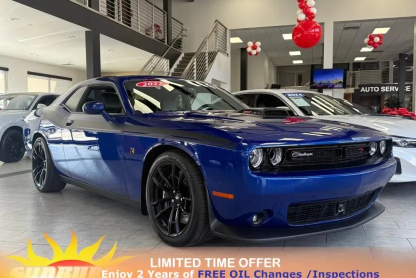 2022 Dodge Challenger R/T Scat Pack photo 1