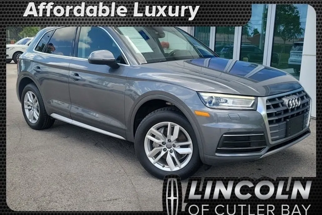 2020 Audi Q5 45 Premium photo 1