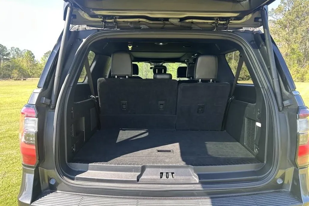 2021 Ford Expedition MAX Limited photo 1