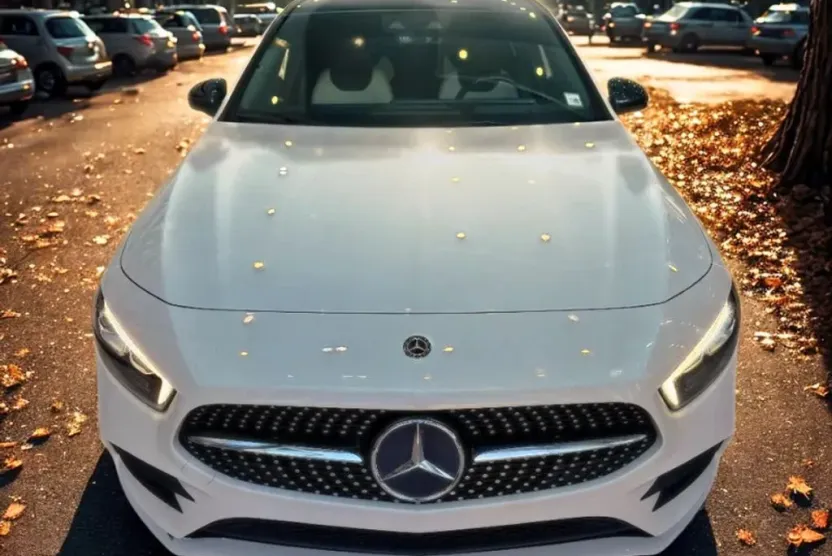 2019 Mercedes Benz A 220 4MATIC photo 1