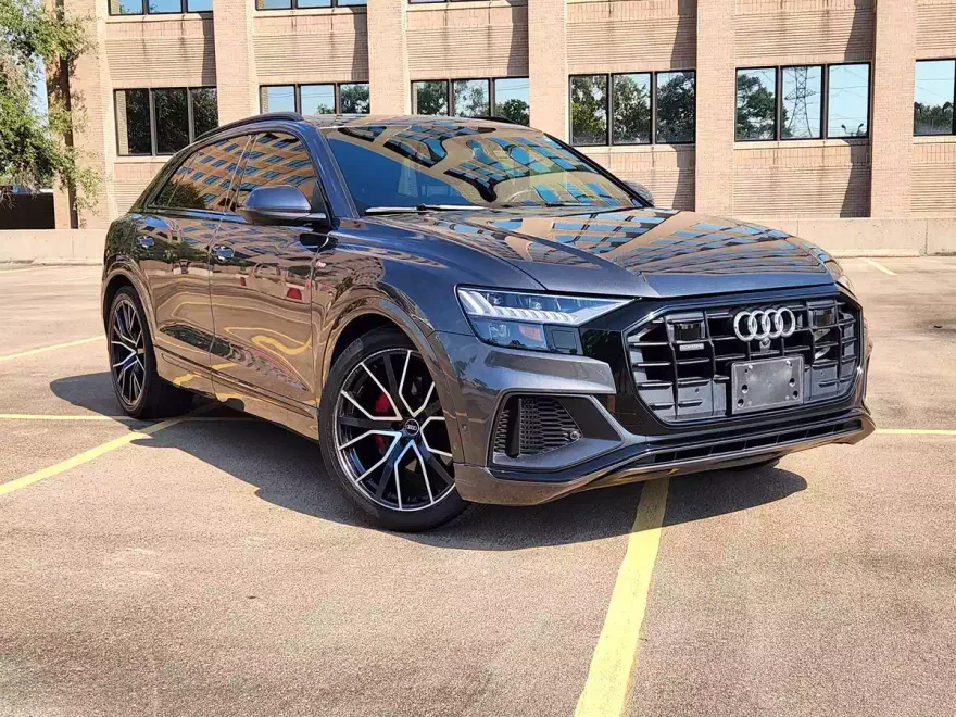 2021 Audi Q8 line Prestige photo 1