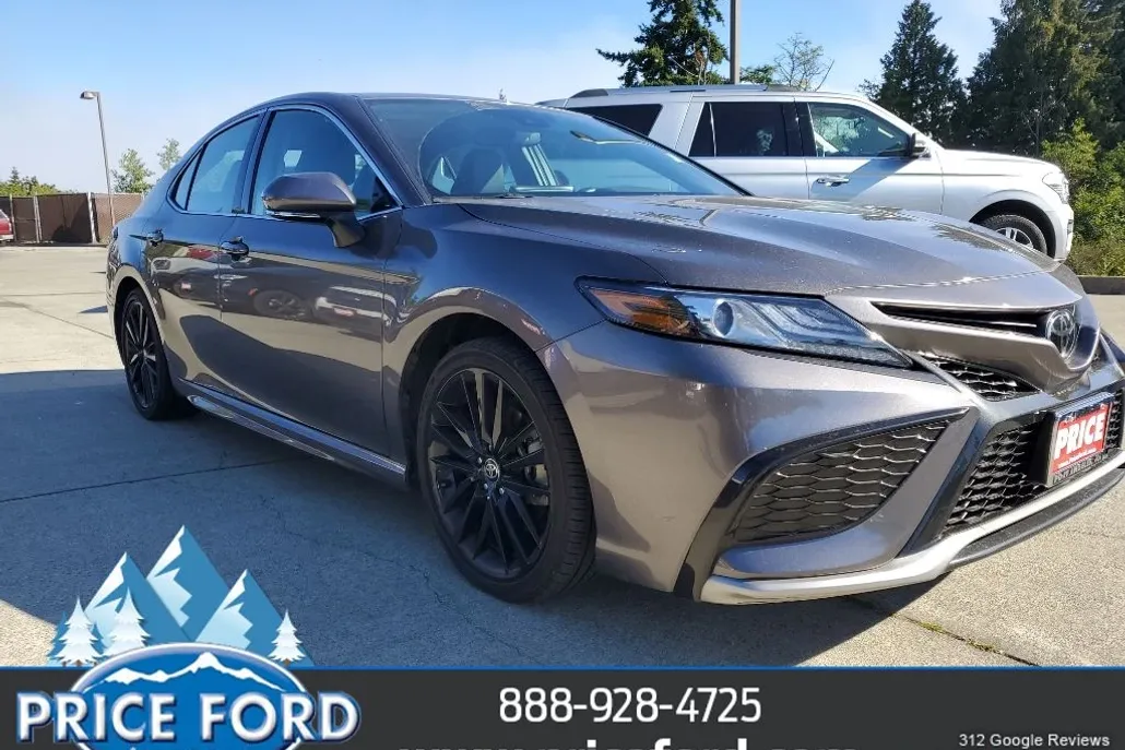2024 Toyota Camry XSE photo 1