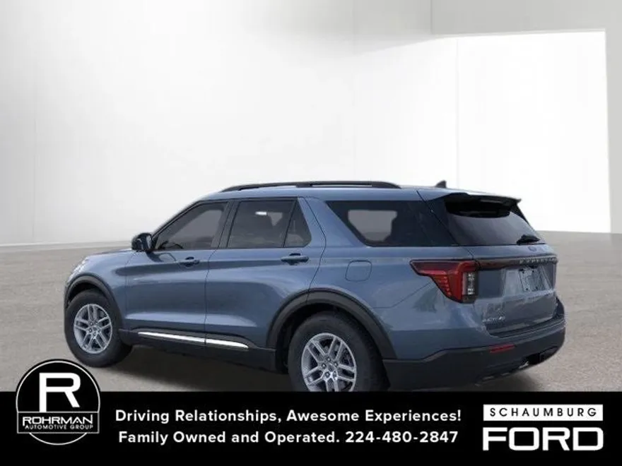 2025 Ford Explorer photo 1