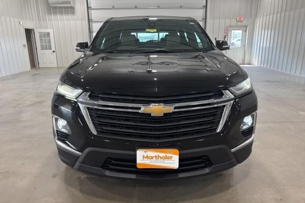 2023 Chevrolet Traverse 1LS photo 1