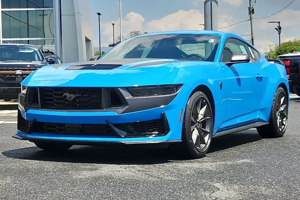 2025 Ford Mustang Dark Horse Premium photo 1