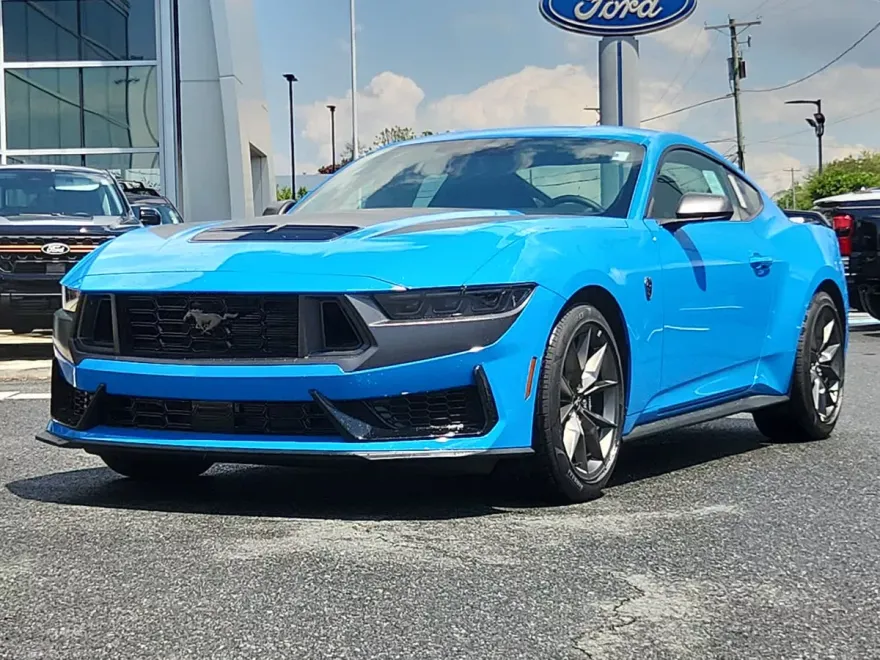 2025 Ford Mustang Dark Horse Premium photo 1