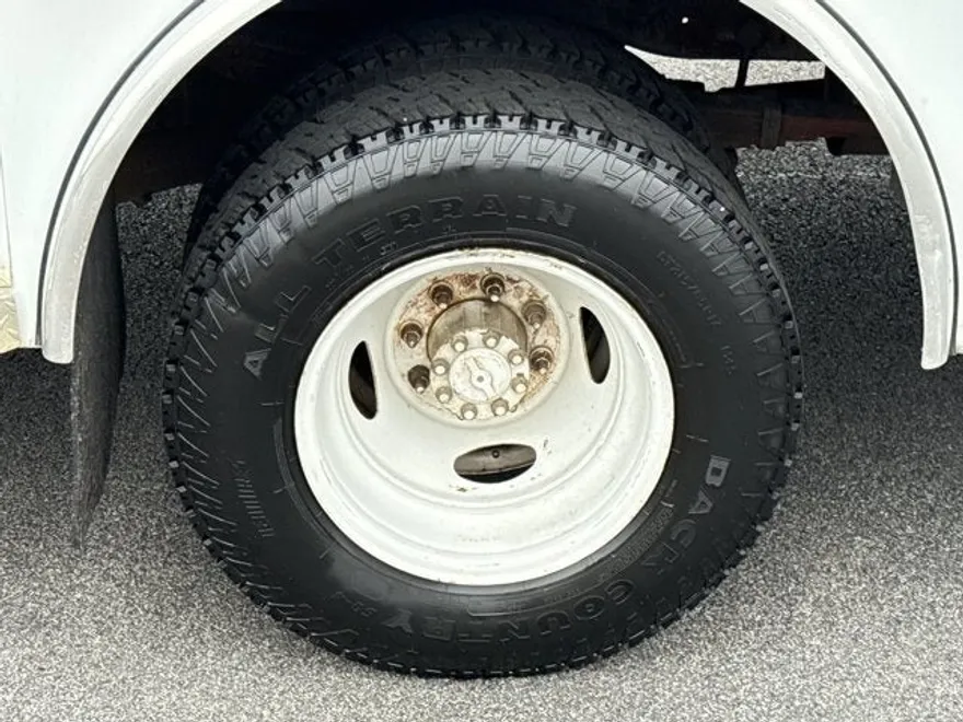 2003 Ford F-350 XL photo 1