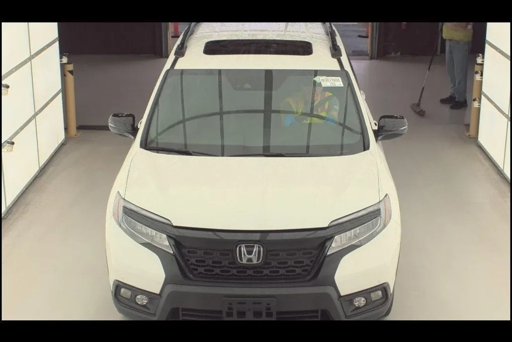2021 Honda Passport Elite photo 1