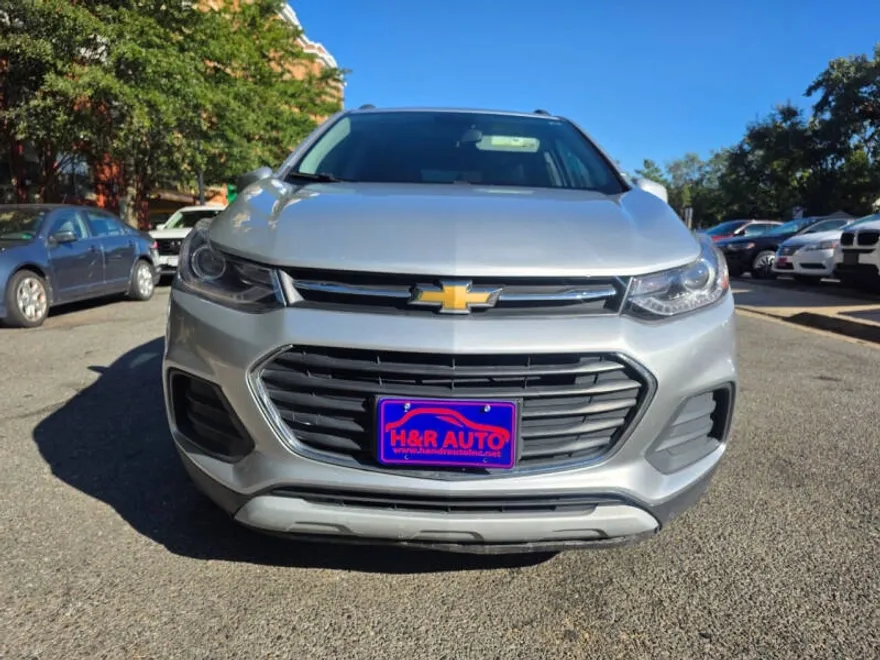 2018 Chevrolet Trax LT photo 1