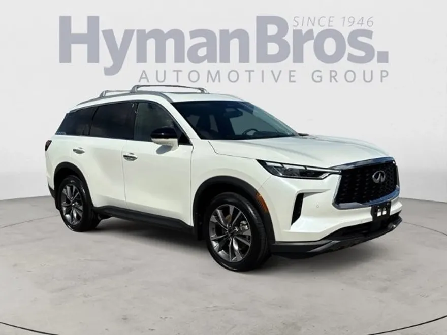 2022 Infiniti QX60 Luxe AWD photo 1