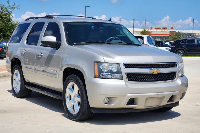 2007 Chevrolet Tahoe LTZ photo 1