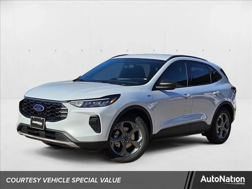 2025 Ford Escape ST-Line photo 1