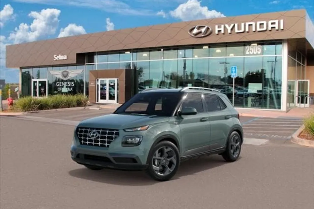 2025 Hyundai Venue Limited photo 1