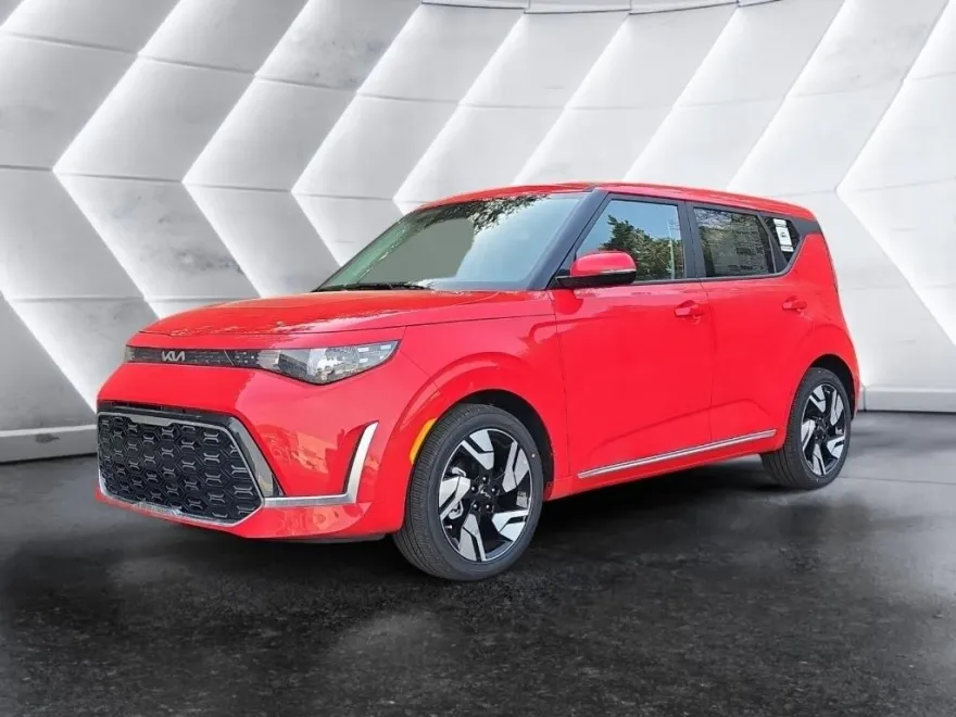 2025 Kia Soul GT-Line photo 1
