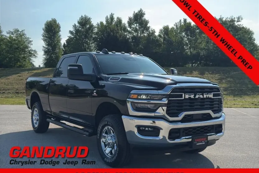 2025 Ram 2500 Tradesman photo 1