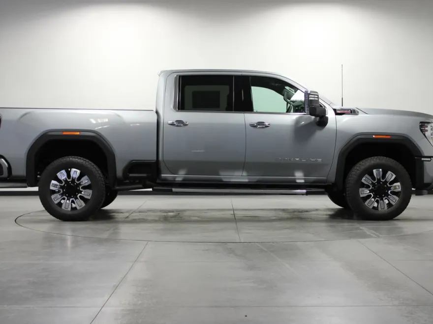 2025 Gmc Sierra 2500 HD Denali photo 1