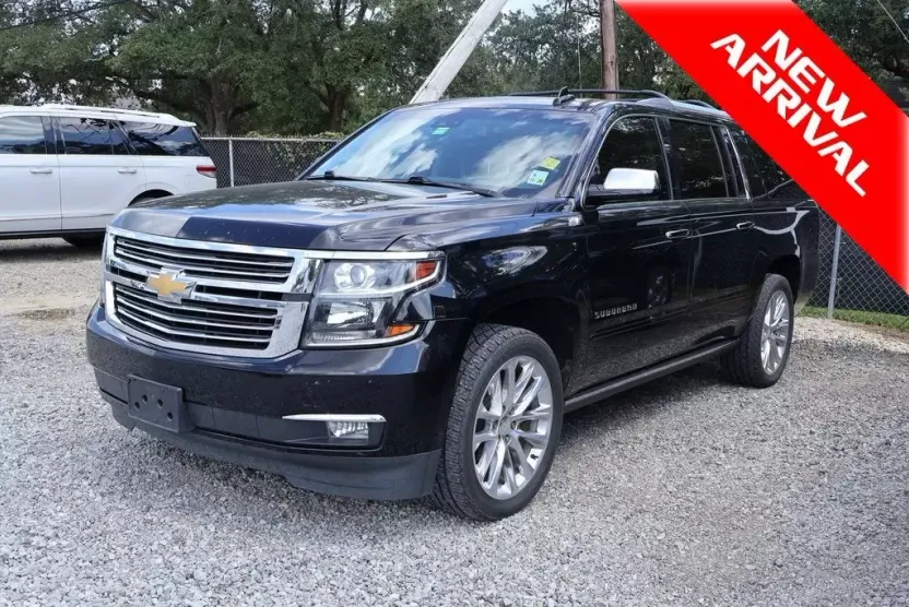 2019 Chevrolet Suburban Premier photo 1