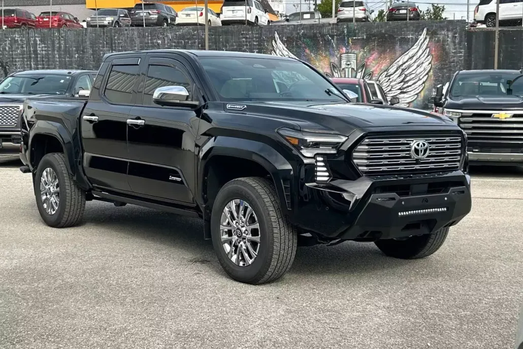 2025 Toyota Tacoma TRD Sport photo 1