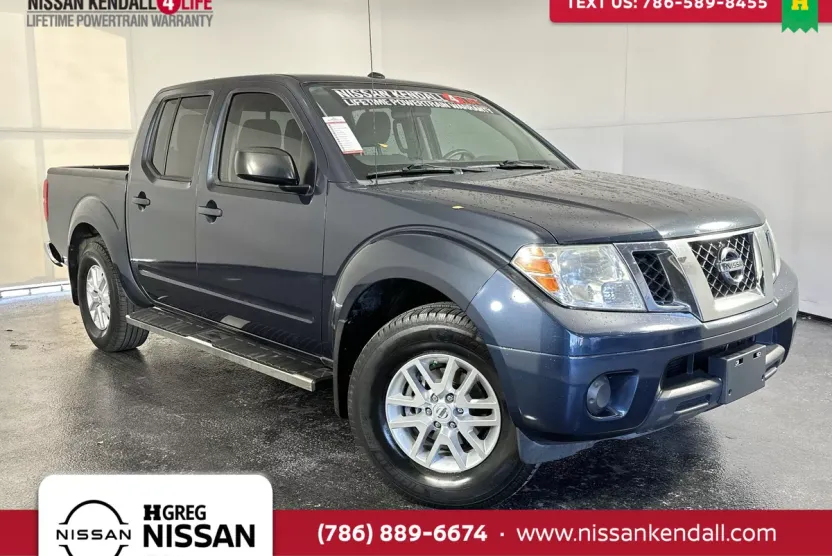 2017 Nissan Frontier SV photo 1
