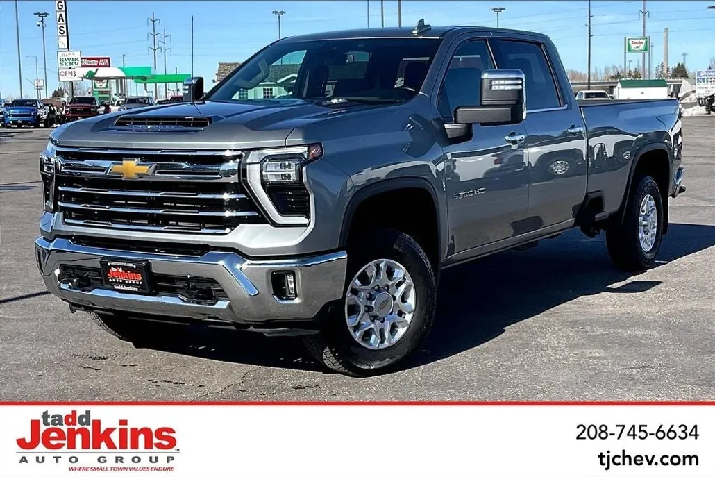 2024 Chevrolet Silverado 3500HD LTZ photo 1