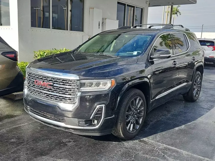 2023 Gmc Acadia Denali photo 1