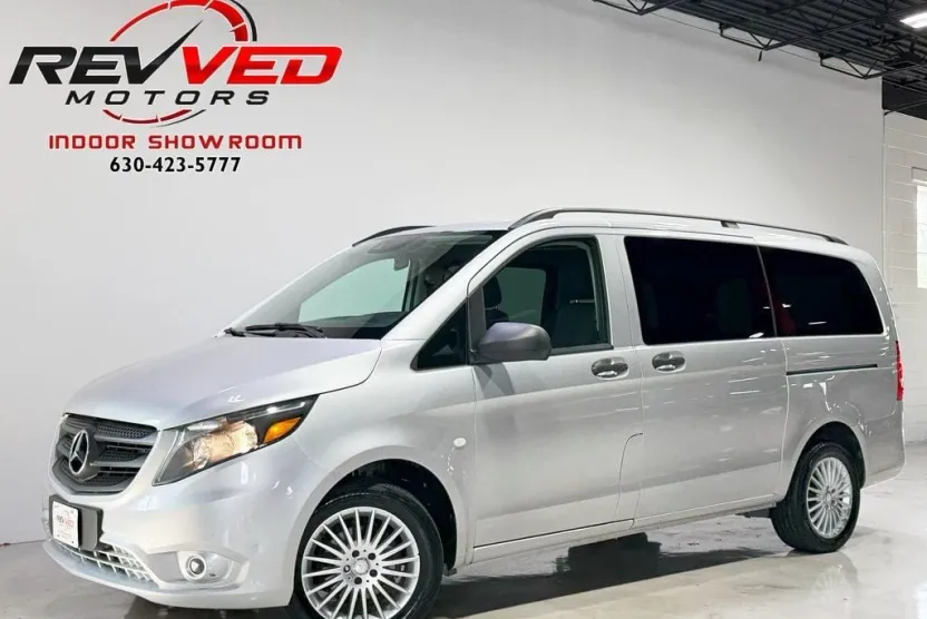 2017 Mercedes Benz Metris Van Passenger photo 1