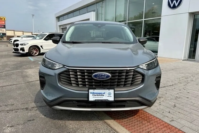 2023 Ford Escape Active photo 1