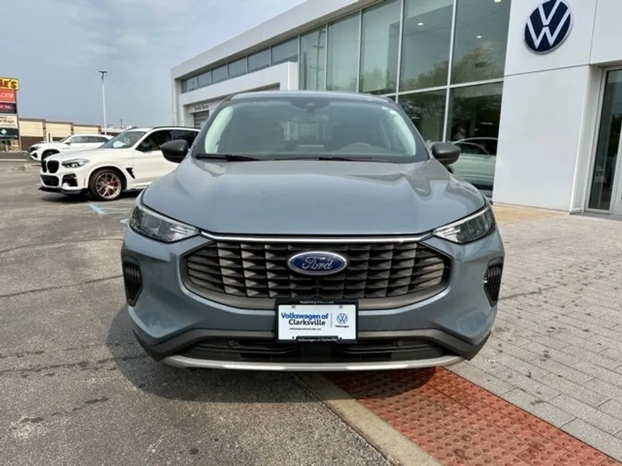 2023 Ford Escape Active photo 1