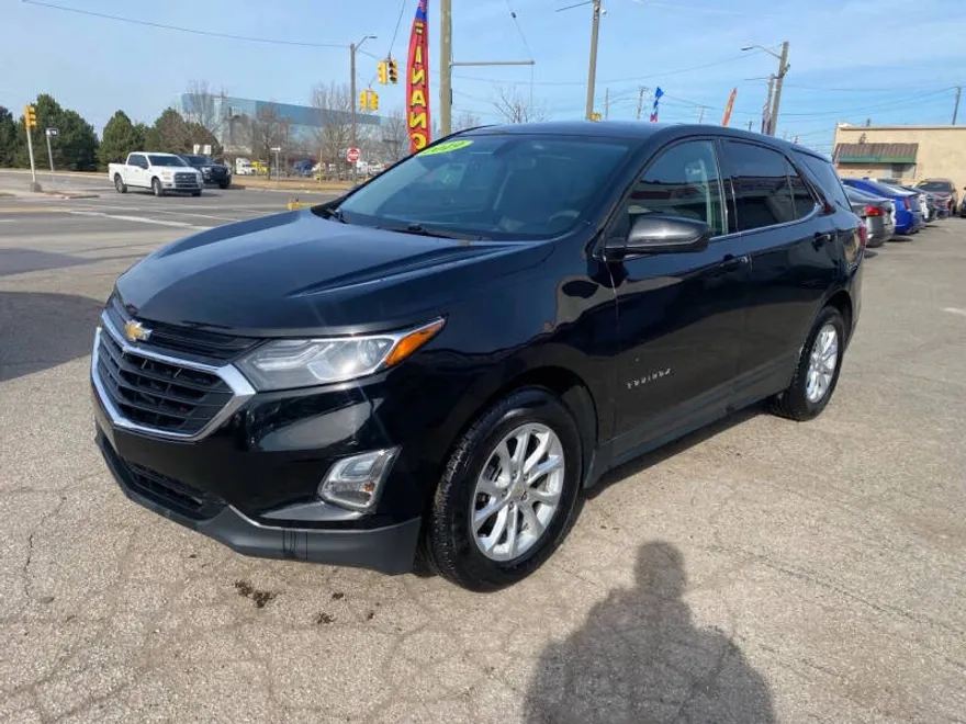 2019 Chevrolet Equinox photo 1