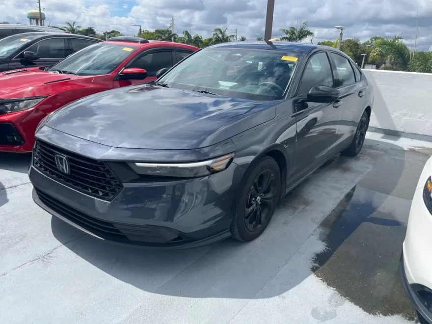 2025 Honda Accord SE photo 1