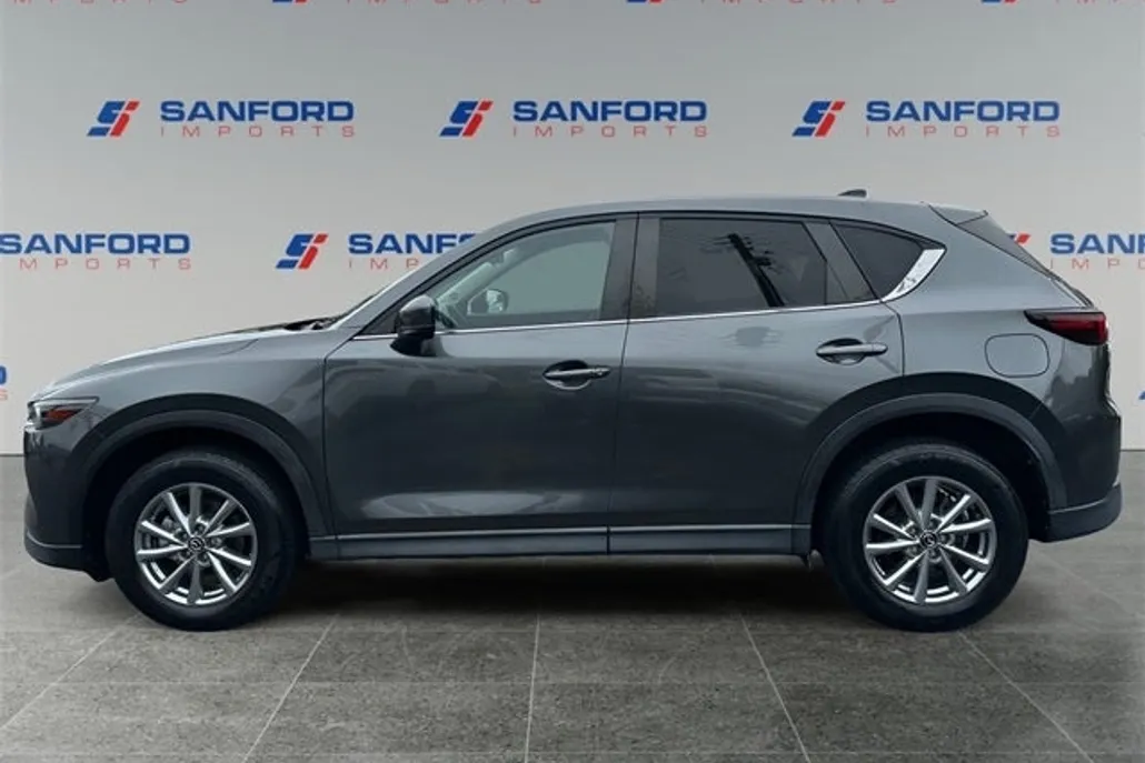 2022 Mazda CX-5 2.5 Select photo 1