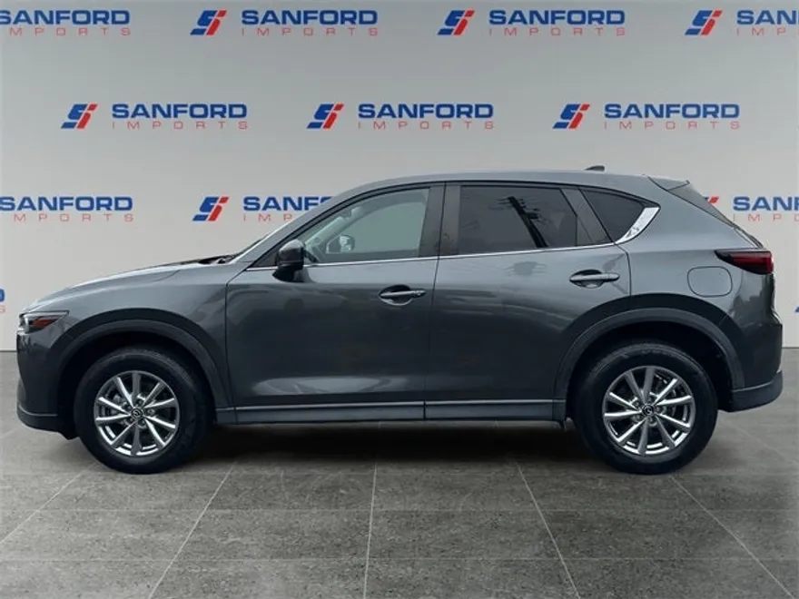 2022 Mazda CX-5 2.5 Select photo 1