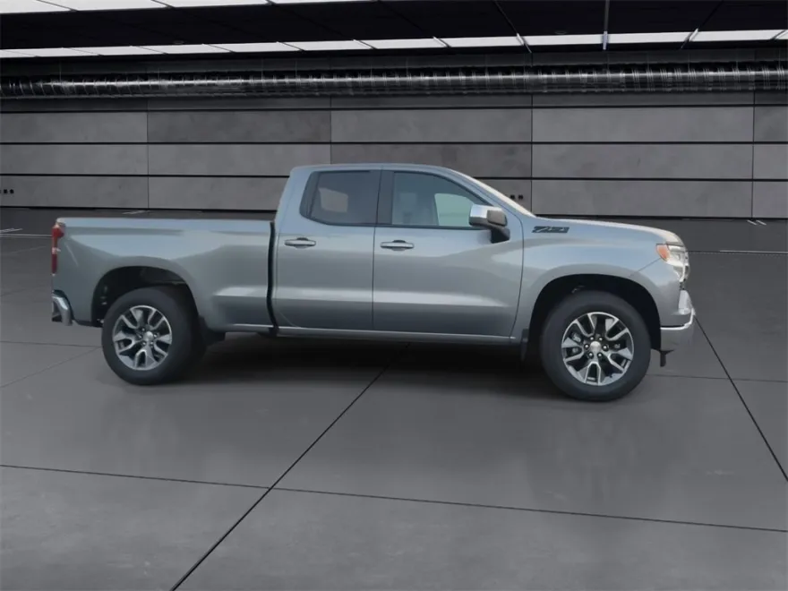 2026 Chevrolet Silverado 1500 LT photo 1