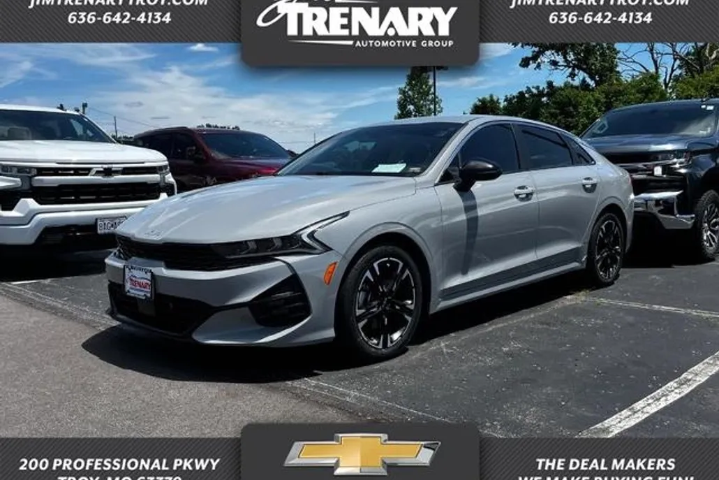 2023 Kia K5 GT-Line photo 1