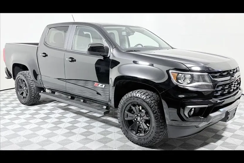 2022 Chevrolet Colorado Z71 photo 1