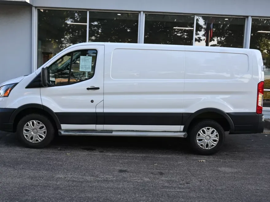 2023 Ford Transit photo 1