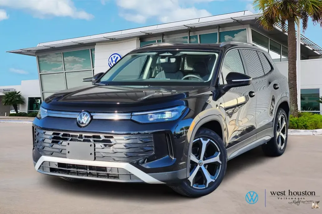 2025 Volkswagen Tiguan SE photo 1