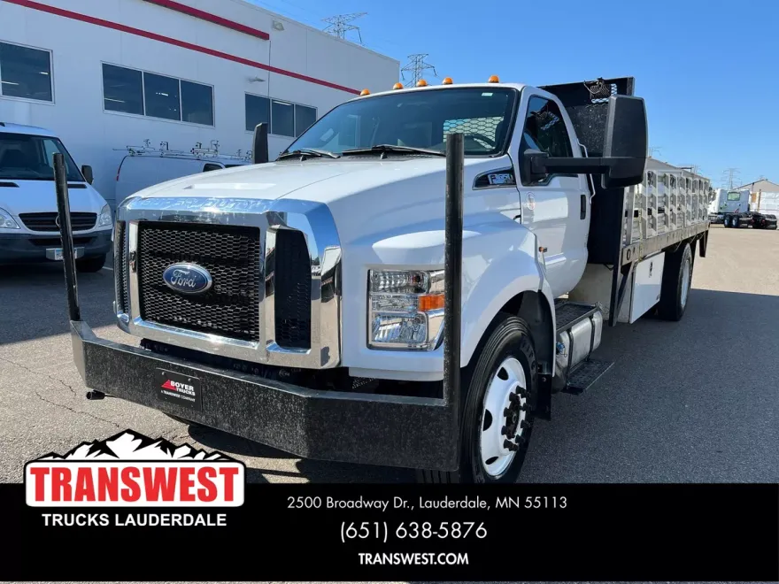 2019 Ford F-650 SuperCab Base photo 1