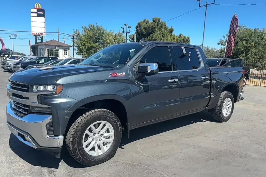 2019 Chevrolet Silverado 1500 LTZ photo 1
