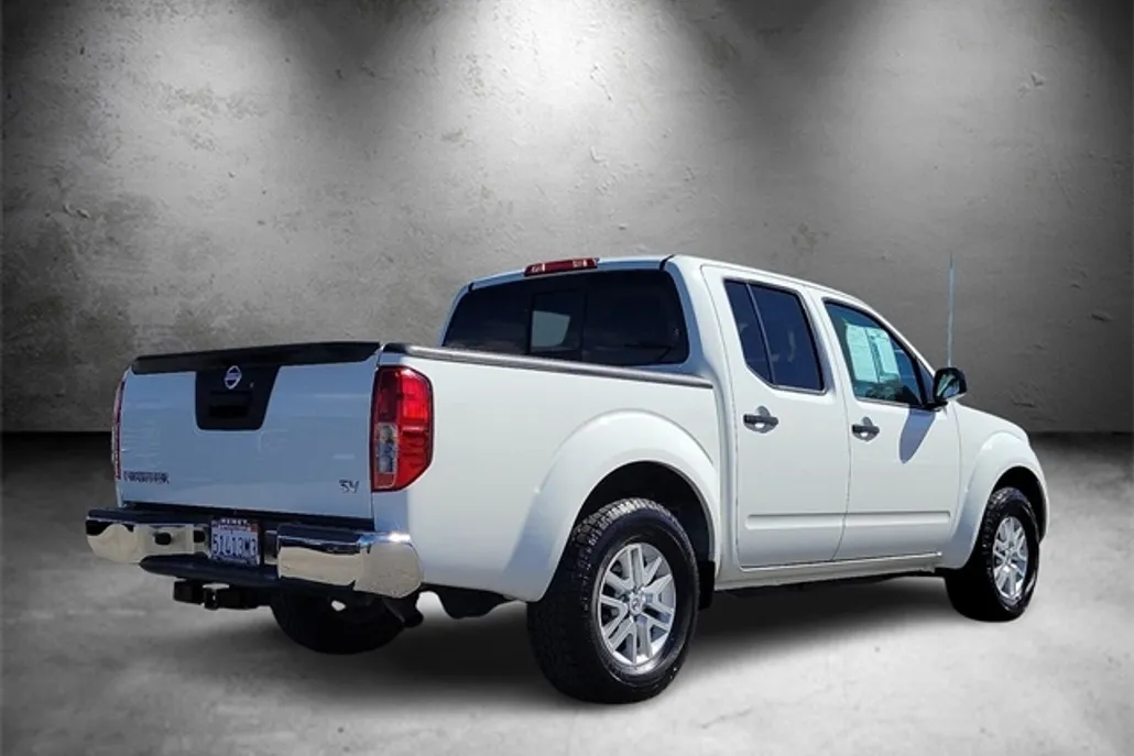 2021 Nissan Frontier SV photo 1