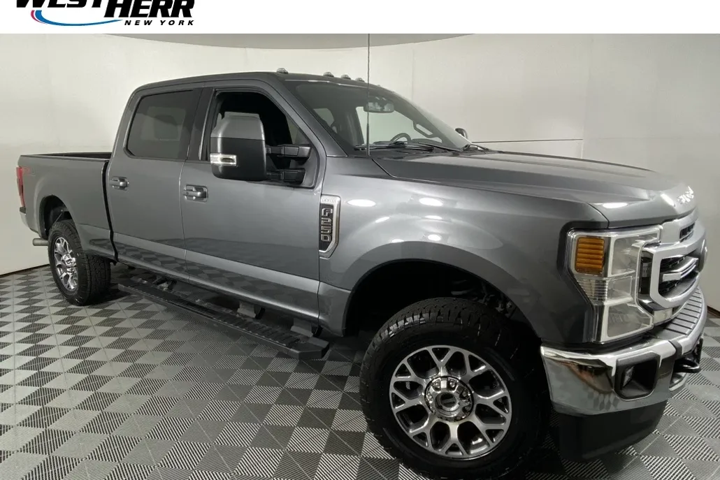 2022 Ford F-250 Lariat photo 1