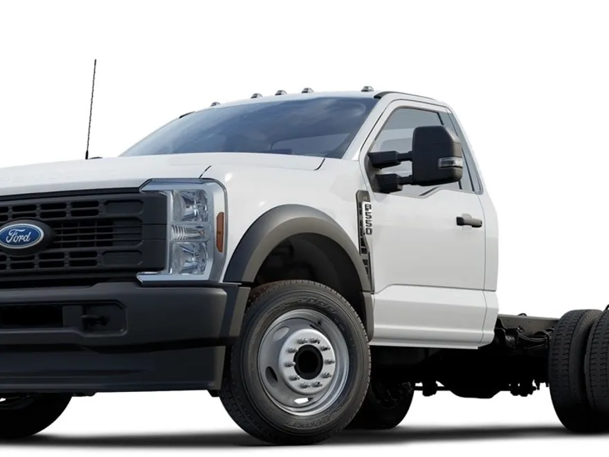 2024 Ford F-550 photo 1