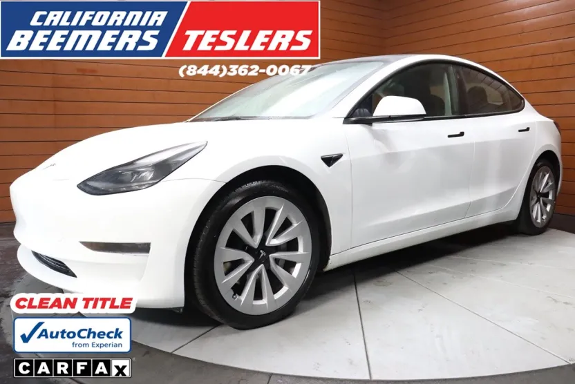 2022 Tesla Model 3 photo 1