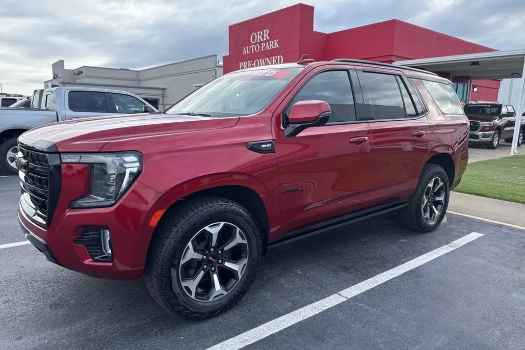 2022 Gmc Yukon AT4 photo 1