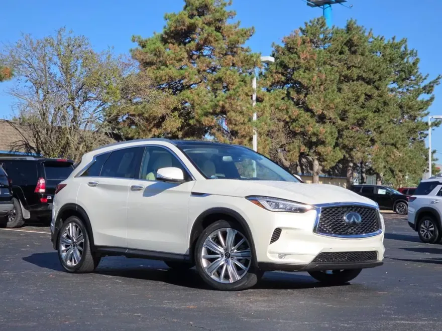 2022 Infiniti QX50 Sensory AWD photo 1