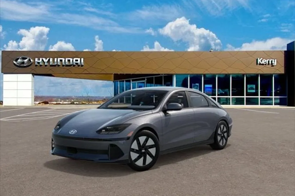 2025 Hyundai Ioniq 6 SE photo 1
