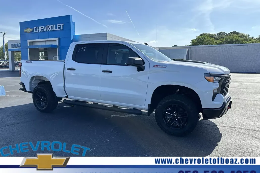 2025 Chevrolet Silverado 1500 Custom Trail Boss photo 1