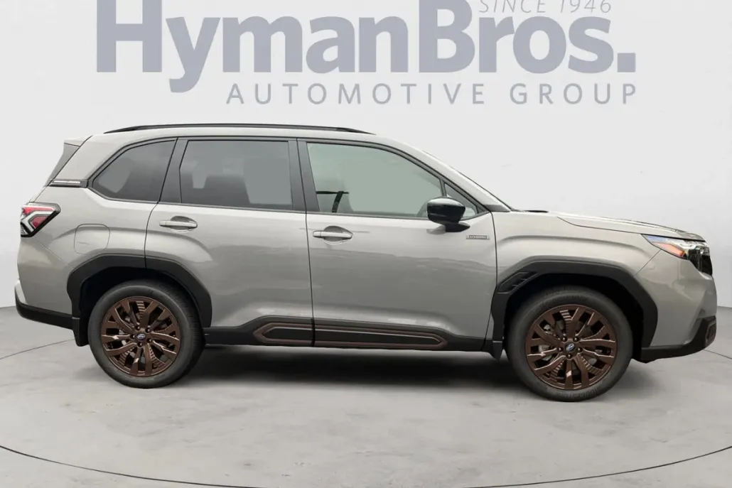 2025 Subaru Forester Sport photo 1